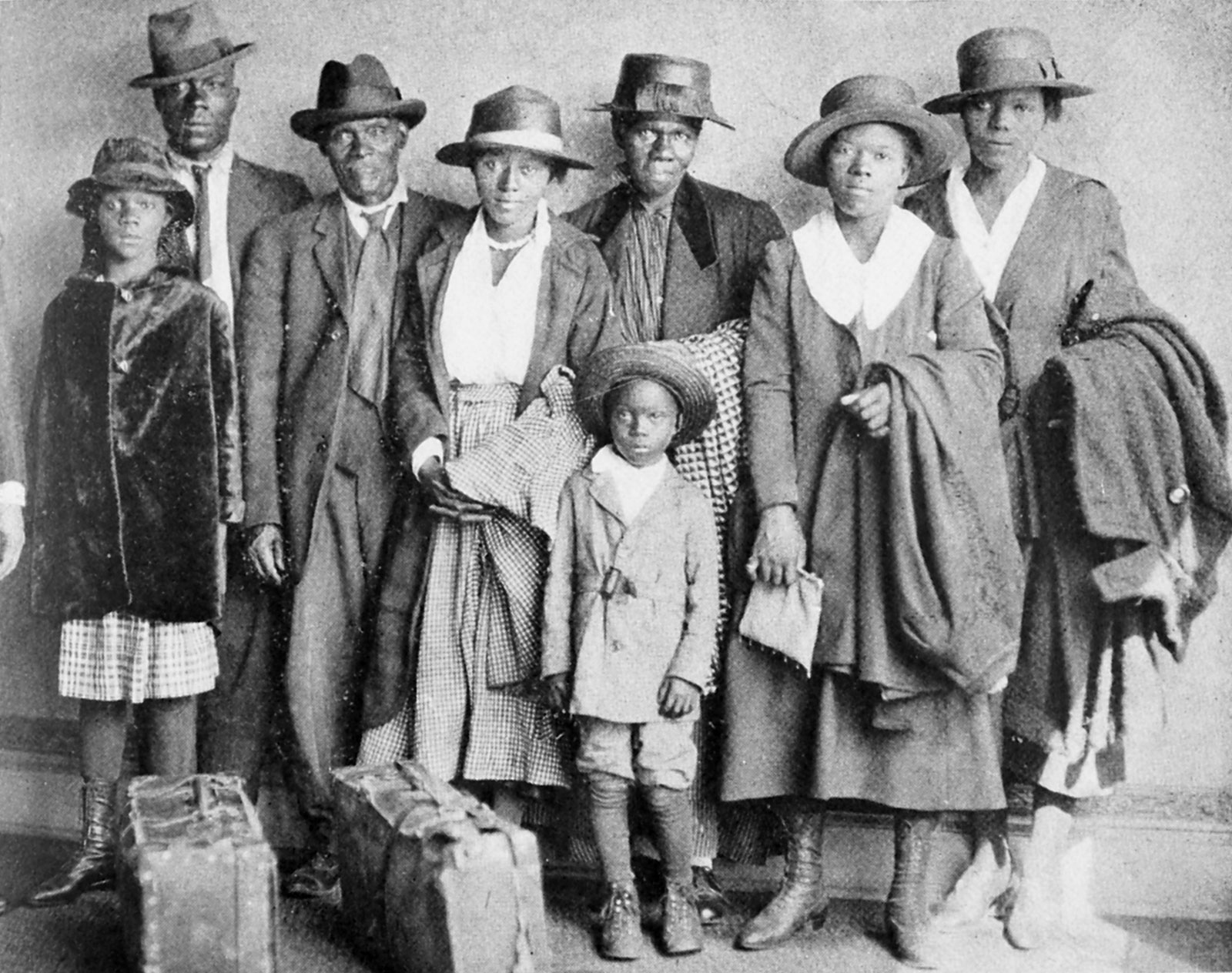 Great Migration of African Americans - African American family in Chicago